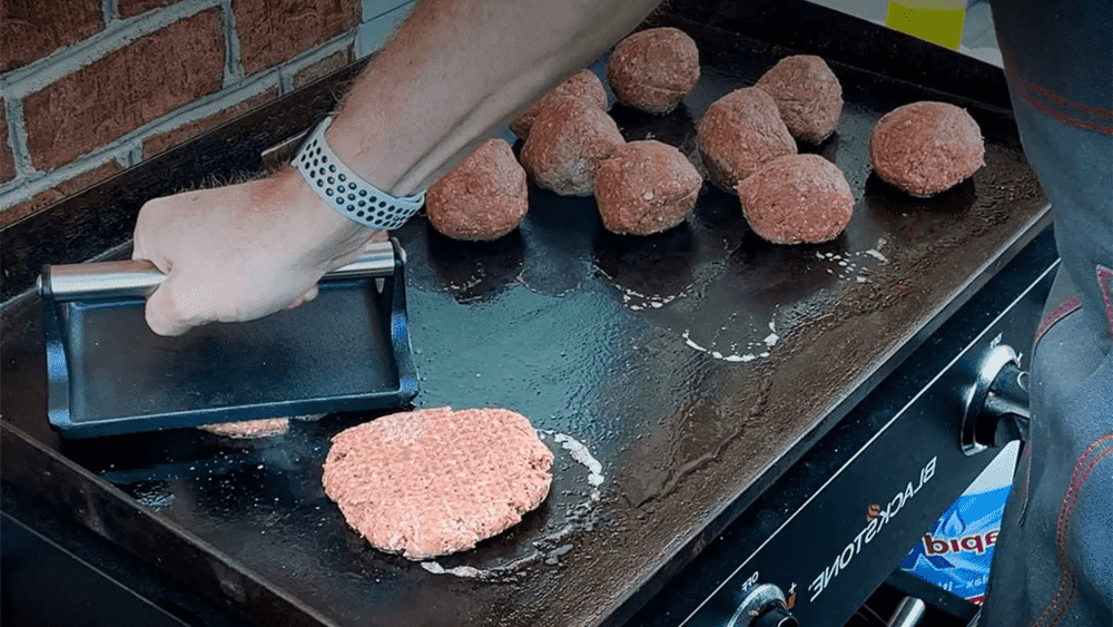 Cooking Burgers For Large Groups